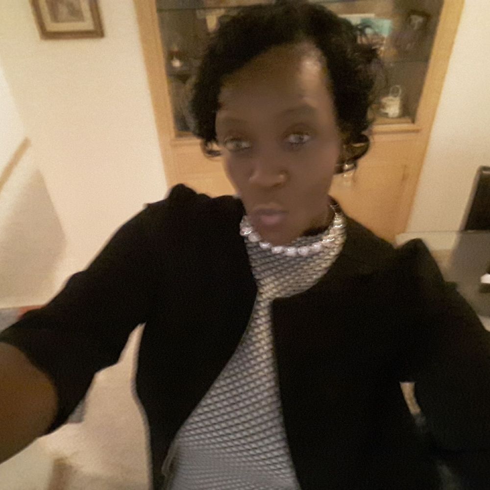 Meet your Posher, Camille